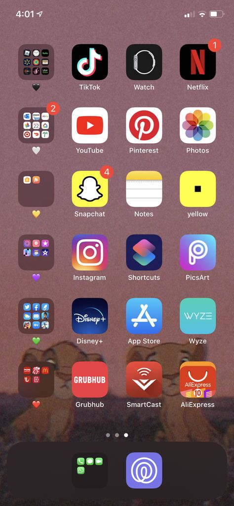 This is a way to organize your app layout in a aesthetic and fun way #applayout #aesthetic #fun How To Organize Your Home Screen, Phone Apps Organize, Cute Ways To Organize Your Phone Apps, Ways To Organize Your Phone Apps, Iphone Apps Organize, Organizing Phone Apps Aesthetic, Fun Apps To Download, App Organization, Phone Edits