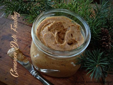 Date Frosting, Cinnamon Sauce, Date Syrup, Vegan Frosting, Raw Vegan Desserts, Raw Cake, Sweet Dips, Vegan Cake Recipes, Raw Desserts