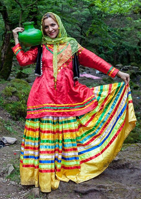 Traditional Iranian Clothing: A Reflection of History and Culture - To Iran Tour Iran Clothes, Traditional Iranian Clothing, Iranian Clothing, Iranian Clothes, Gilan Iran, Dress Over Pants, Unique Clothing Style, Persian Fashion, Iranian Women Fashion