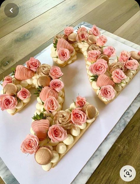 Pisces Szn, Letter Cakes, 22nd Birthday Cakes, Number Birthday Cakes, Cake Orange, Cake Lettering, 21st Bday Ideas, 21st Birthday Cakes, 21st Birthday Decorations