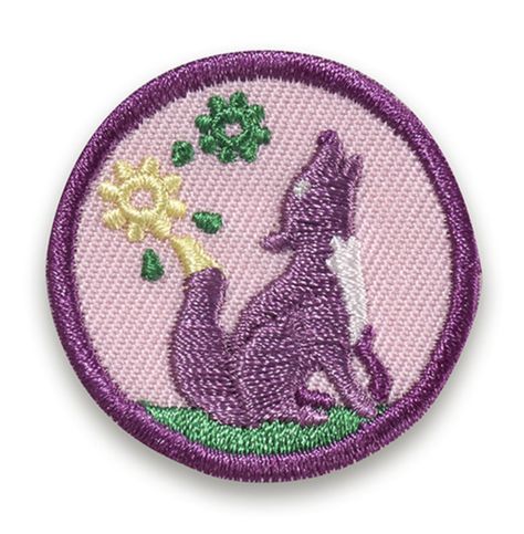 Junior Outdoor Art Explorer Badge, Junior Badges, Daisy Ideas, Scout Patches, Girl Scout Patches, Badge Ideas, Photographer Design, Scout Camp, Fun Patches