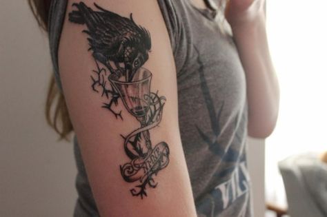 Goodreads | Leigh Bardugo's Blog - rowancarstairs: No mourners. No funerals. Daaaaamn, girl!... - January 07, 2016 19:40 Dregs Tattoo, No Mourners No Funerals, Bookish Tattoos, Crow Tattoo, Bird Tattoo, Tattoo Project, Leigh Bardugo, Hair Tattoos, Book Tattoo