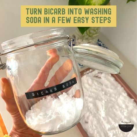 Turn bicarb into washing soda in a few easy steps | The Inspired Little Pot Baking Soda Shampoo Recipe, Recipe Book Diy, Bicarbonate Of Soda, Washing Soda, Diy Cleaning Hacks, Baking Soda Shampoo, Washing Powder, Cleaning Recipes, Natural Diy