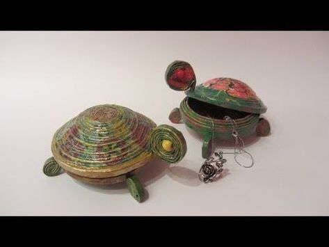 Reciclaje: Cofre tortuga. Box turtle. Diy Paper Art, Quilling Work, Box Turtle, Newspaper Art, Envelope Box, Quilling Tutorial, Origami 3d, Doodle Art Drawing, Magazine Crafts