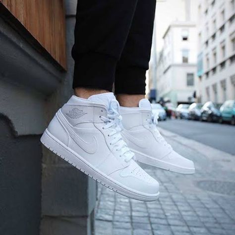 Jordan 1 Mid Triple White, Air Jordan 1 Retro Mid, Jordan 1 Retro Mid, Jordan 1 Mid White, Jordan Mid, Kd Shoes, White Nike Shoes, Jordans Girls, Nike Shoes Jordans