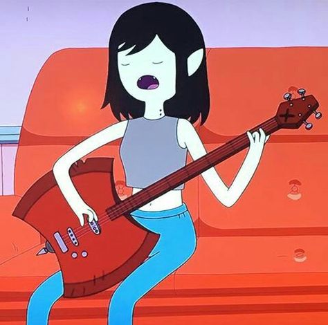 Marceline on bass Marceline Icon, Bonnibel Bubblegum, Adventure Time Fanart, Bubblegum Marceline, Land Of Ooo, Guitar Drawing, Marceline And Bubblegum, Marceline The Vampire Queen, Adventure Time Wallpaper