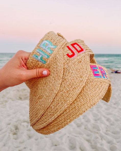 Beach Bridesmaid Gifts, Bachelorette Visors, Girls Trip Gifts Bags, Bach Gift, Beach Bridesmaids Gifts, Bachelorette Party Gift Bag, Girls Trip Gifts, Straw Visor, Bridal Bachelorette Party