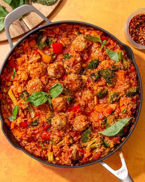 Leftover Meatballs, Meatballs And Rice, Meatball Dinner, Leftover Pork, Meatball Bake, Paprika Pork, Leftover Rice, Rice Dish, Vegetable Puree