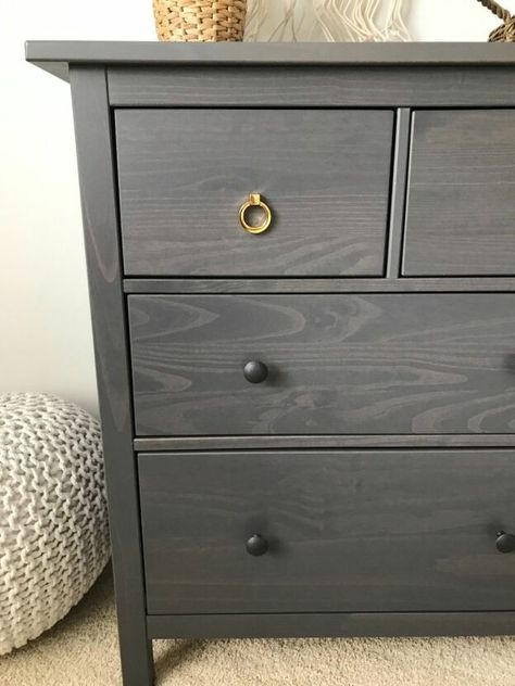 This past Sunday, my SIL and I made an ikea date! I was able to purchase the Hemnes dresser in a dark gray stain, it’s 63 inches long and only $279! Such a steal. I wanted to make it look like nicer quality so I switched out the knobs and I’m obsessed! I ordered the knobs off amazon which was another steal. It’s a 10 minute project, although assembling the dresser was kind of time consuming! Take a look! To get more of an idea if I was on the right track, I did a poll on Instagram an… Ikea Hemnes Dresser Gray, Knobs For Grey Dresser, Dark Grey Dresser Bedroom, Hemnes Dresser Knobs, Grey Dresser Bedroom, Ikea Dresser Diy, Ikea Date, Ikea Bedroom Design, Hemnes Dresser