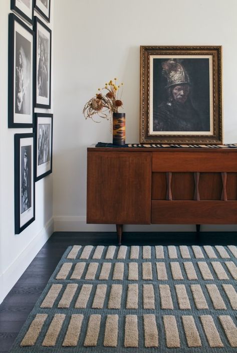 Opera Khaki + Coral Rug | Erik Lindström Coral Rug, Calm Nursery, Modern Rug Design, Taupe Rug, Cream Rug, Living Dining, Rug Bedroom, Modern Rug, Hand Tufted Rugs