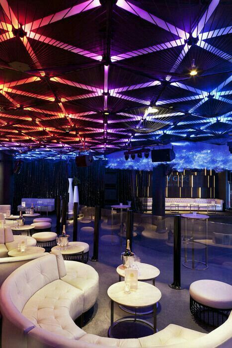 Entertainment Lounge, Bar Lounge Design, Bar Design Awards, Nightclub Design, Lounge Club, Bar Interior Design, Lounge Bar, Home Bar Furniture, Restaurant Lighting