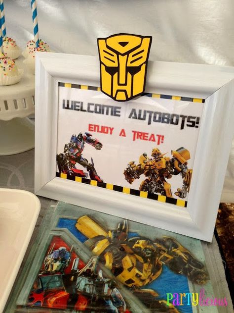 Transformer Theme Party - Baby Shower Ideas - Themes - Games Transformers Activities, Transformers Party Food, Transformers Centerpieces, Transformers Birthday Party Ideas, Transformers Birthday Party, Rescue Bots Party, Rescue Bots Birthday, Transformers Party, Transformers Cake