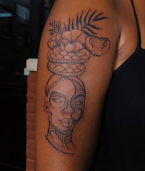 Goddess Portrait, Nefertiti Tattoo, Black People Tattoos, Africa Tattoos, Earthy Tattoos, Sunflower Tattoo Sleeve, P Tattoo, African Tattoo, Black Woman Art