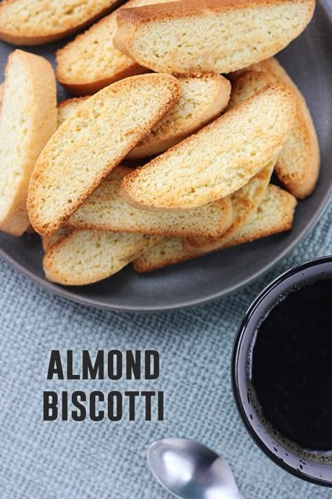 Best Almond Biscotti Recipe, Biscotti Almond, Best Biscotti Recipe, Everything Cookies, Almond Biscotti Recipe, Almond Coffee, Chocolate Marshmallow Cookies, Salted Caramel Pretzels, Chocolate Chip Shortbread Cookies