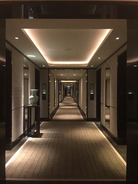 Corridor Aesthetic, Apartment Corridor Design, Apartment Corridor, Modern Hotel Lobby, Luxury Hotels Interior, Luxury Hotels Lobby, Interior Hotel, Hotel Corridor, Hotel Hallway