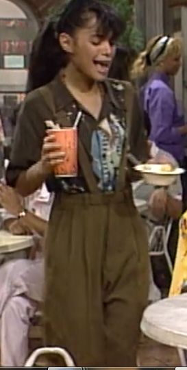 DENISE HUXTABLE 90s Black Sitcom Fashion, Claire Huxtable, Denise Huxtable Outfits, Denise Huxtable, A Different World Fashion, Black Sitcoms, The Cosby Show, 90’s Aesthetic, Balloon Pants