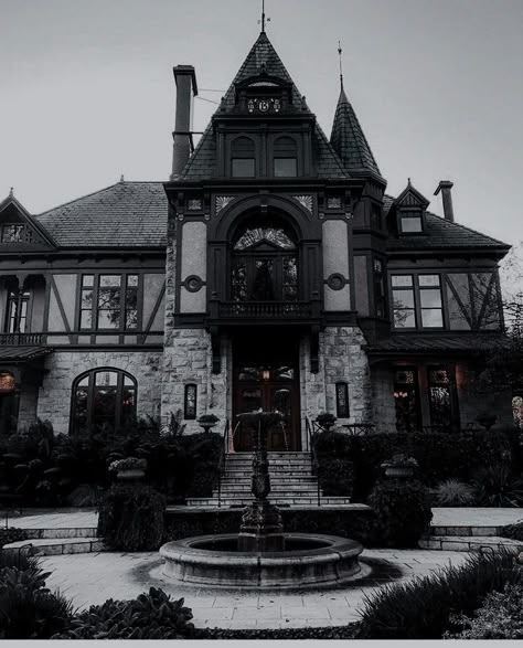 Gothic Victorian House Aesthetic, Vampire Aesthetic House, Dark Academia Victorian House, Vampire House Exterior, Gothic Style Mansion, Gothic Modern House Exterior, Villain House Aesthetic, Dark Acedamia House Exterior, Casper House Aesthetic