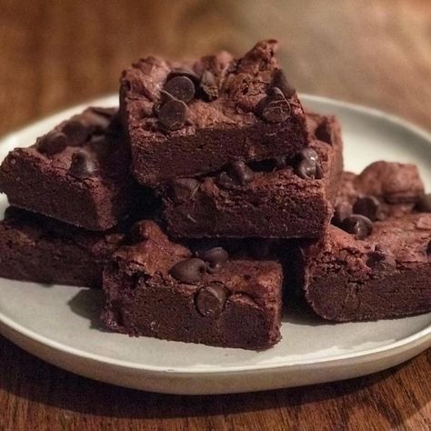 Casein Protein Recipe: Protein Fudge Brownies By Proteinfactory Rp Diet Recipes, Protein Mix Recipes, Rp Recipes, Rp Strength, Casein Protein Recipes, Protein Fudge, Protein Dessert Recipes, Easy Protein Meals, Protein Brownie