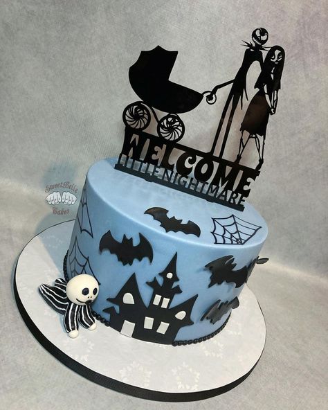 Nightmare Before Christmas Gender Reveal Cake, Horror Gender Reveal, Nightmare Before Christmas Gender Reveal Ideas, Nightmare Before Christmas Baby Announcement, Halloween Baby Shower Cakes For Boys, Spooky Baby Shower Cake, Witchy Gender Reveal Ideas, Christmas Gender Reveal Cake, Halloween Gender Reveal Cake