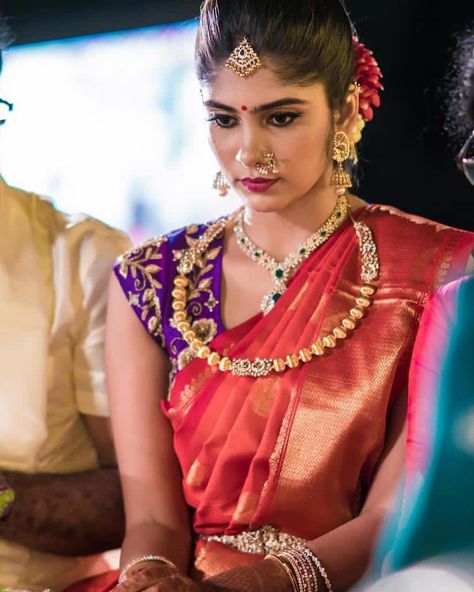 So pretty ❤️ . Photo by @wearepixelarmy Makeup @sohtouchmakeupartistry #bridesofhyderabad #bride #bridalinspiration #weddingideas #bridal #weddingphotography #bridalmakeup #bridesmaids #bridaljewelry #southindianwedding #southindianbride #braidstyles #indianhairdo #indianwedding #weddingblog #follow #hyderabad Makeup Bridal Looks, Engagement Sarees, Indian Skirts, Elegant Sarees, Simple Bridal Jewelry, Jewellery Organizer, Zardosi Embroidery, Bridal Braids, Pattu Saree Blouse Designs