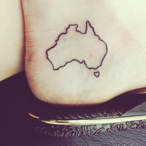 25 meaningful tattoos for introverts Australia Tattoo, Australian Tattoo, Country Tattoos, Shape Tattoo, Strength Tattoo, Disney Tattoo, World Tattoo, Australia Map, Subtle Tattoos