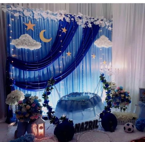 Aqiqah Decoration, Cradle Decoration, Indian Baby Shower Decorations, Ganpati Decoration Theme, Naming Ceremony Decoration, Indian Baby Showers, Decoration Buffet, Baby Party Decorations, Birthday Decorations At Home