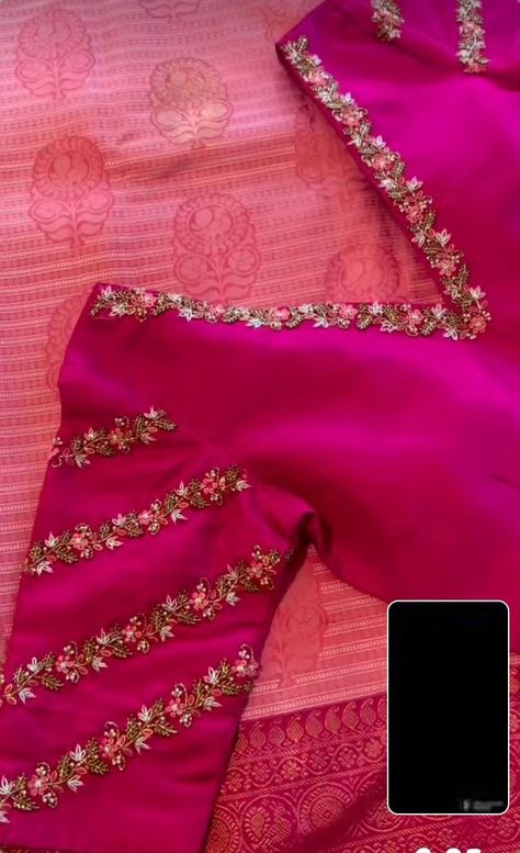 Gold Blouse Designs, Exclusive Blouse Designs, Pink Blouse Designs, Latest Bridal Blouse Designs, Latest Blouse Designs Pattern, Best Blouse Designs, New Saree Blouse Designs, Latest Model Blouse Designs, Traditional Blouse Designs