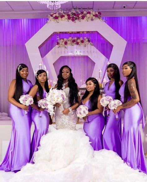 A beautiful floral design by Flowers By Sandra Purple Groom, Wedding Ideas Groom, Red Wedding Dress Mermaid, Purple Black Wedding, Outdoor Night Wedding, Lux Lifestyle, Dark Purple Bridesmaid Dresses, Purple And White Wedding, Wedding Decorations Diy Centerpiece