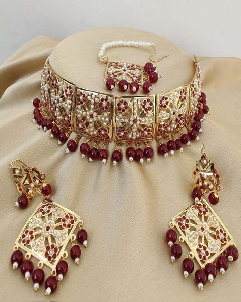 Matha Tikka, Kingfisher Jewelry, Jadau Jewellery, Bridal Jewelry Sets Brides, Wedding Jewelry Sets Bridal Jewellery, Bride Jewelry Set, Bridal Jewelery, Outfits Indian, Assalamualaikum Image