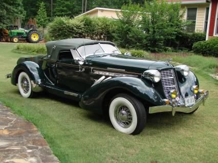 36 Auburn Boattail Speedster | by sierradawn312 Hey Chuck, Auburn Car, Older Cars, Cool Old Cars, Automobile Companies, Antique Trucks, Lovely Car, American Classic Cars, Retro Car