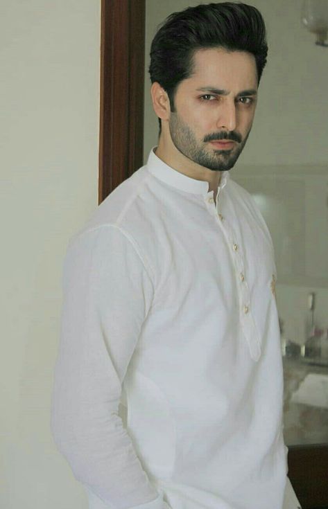 Danish taimoor Danish Taimoor Hairstyle, Danish Taimoor Pics, Danish Taimor, Pakistani Men, Danish Taimoor, Amazing Dp, Aloe Vera For Face, Pakistani Actors, Zayn Malik Pics