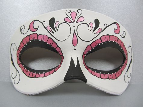 Mascara Design Ideas, Pink Looks, Dirty Hippie, Female Mask, Paper Mask, Leather Mask, Masks Art, Pink Metallic, Pink Swirls