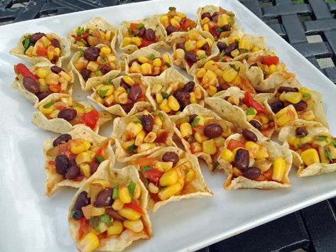 Black Bean Corn Salsa Bites Tostitos Scoops Appetizers, Frito Lay Recipes, Tostitos Recipes, Bean Corn Salsa, Tostitos Scoops, Black Bean And Corn Salsa, Corn Bean Salsa, Black Bean Corn Salsa, Frozen Yogurt Bites