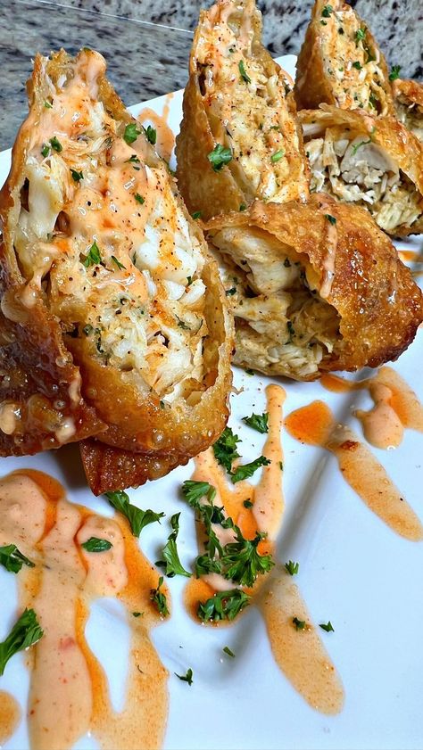 Jumbo Lump Crab Recipes, Crab Food Recipes, Crab Lump Meat Recipes, Cheap Game Day Food, Stuffed Crabs Recipe, Crab Recipes Lump, Crazy Food Ideas, Crab Egg Rolls, Seafood Egg Rolls