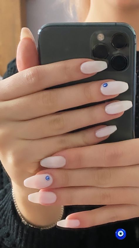 White Nails With Evil Eye, Red Evil Eye Nails, Nails For Greece Vacation, Evil Eye Nail, Short Summer Nails, Evil Eye Nails, Eye Nails, Gel Nails Diy, Simple Gel Nails