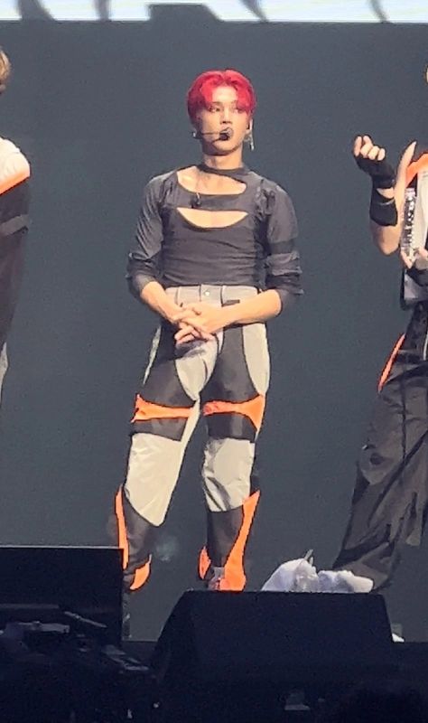 Wooyoung Stage Outfit, Ateez Cyberpunk, Ateez Outfits, Cyberpunk Outfit, Cover Dance, Concert Outfit Inspo, Stage Outfit, Concert Fits, Woo Young