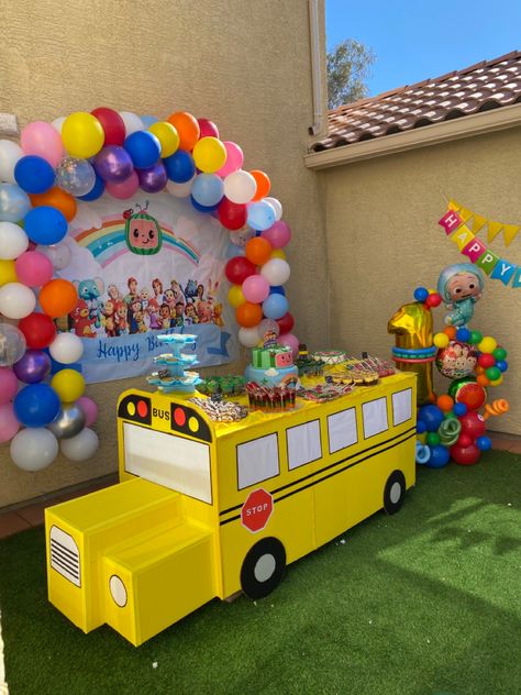 Cocomelon School Bus Table, Cocomelon Bus Diy, Coco Melon Theme Party Decorations, Cocomelon Party Printables, Cocomelon 2nd Birthday Party Girl, Cocomelon Party Ideas For Boy 1st, Cocomelon Party Ideas For Girl, Coco Melon Party, Cocomelon Party Ideas For Boy