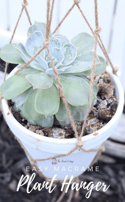 Learn how to make an easy macrame plant hanger using twine and a few simple knots. DIY boho plant hangers can be made to fit any size flower pot! #kenarry #ideasforthehome Easy Macrame Plant Hanger, Diy Easy Macrame, Outdoor Plant Hanger, White Flower Pot, Hill Garden, Indoor Plant Hangers, Easy Macrame, Macrame Plant Hanger Tutorial, Macrame Planter