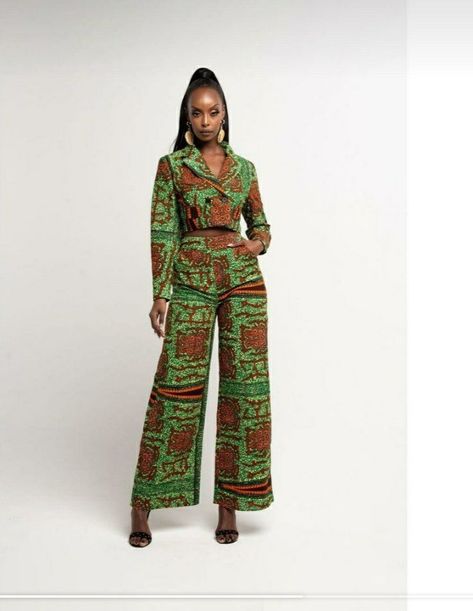 Outside Of School, Nigerian Dress, African Print Clothing, Best African Dresses, School Fit, African Wear Dresses, African Inspired Clothing, African Print Dress Designs, African Fashion Traditional