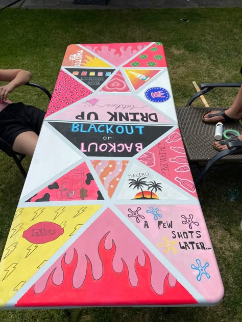 Custom Beer Pong Tables Diy, Beer Bong Painted Table, Painted Beer Pong Table Designs, Painted Folding Tables College, Pong Table Inspiration, Cute Pong Tables, Diy Beer Pong Table Designs, Frat Pong Table, Pink Beer Pong Table