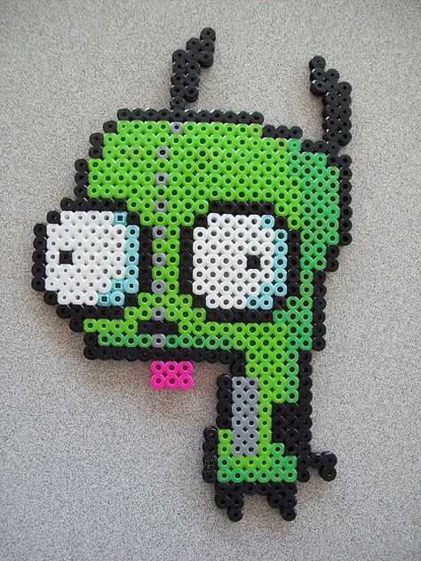 Gir perler bead design Pearler Beads Invader Zim, Gir Invader Zim Perler Beads, Invader Zim Perler Bead Patterns, Bleach Perler Beads, Gir Pixel Art Invader Zim, Gir Perler Pattern, Invader Zim Perler Beads, Gir Perler Bead, Invader Zim Pixel Art