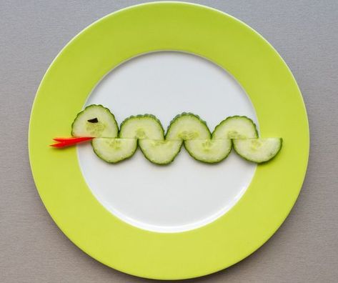 Easy Food Art For Kids, Kids Food Crafts, Fun Food For Kids, Decorações Com Comidas, Food Art For Kids, Creative Snacks, Amazing Food Decoration, Kid Snacks, Creative Food Art