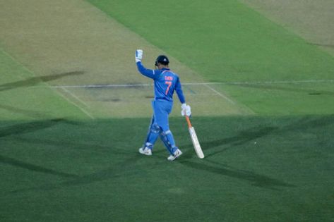 Mahendra Singh Dhoni, Dhoni Quotes, Cricket Quotes, Indian Cricket Team, Ms Dhoni Wallpapers, International Games, Jersey Numbers, Ms Dhoni Photos, Dhoni Wallpapers