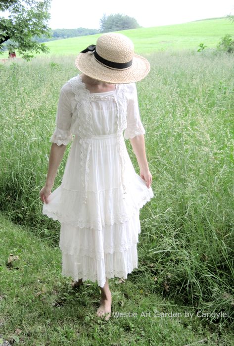 Westie, Art & Garden: Edwardian Dress White Cotton For Summer Edwardian Dress, White Cotton Dress, Romantic Outfit, White Cottage, Edwardian Fashion, Mori Girl, Moda Vintage, White Dresses, Historical Fashion