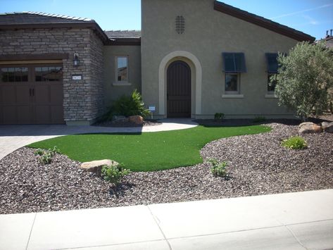 Front Yard Landscapes with Artificial Grass - Southwestern - Landscape - Phoenix - by SYNLawn | Houzz Artificial Grass Front Yard Curb Appeal, Artificial Turf Front Yard Ideas, Fake Grass Front Yard Ideas, Front Yard Turf Landscaping Ideas, Artificial Turf Front Yard, Synthetic Grass Front Yard, Turf Front Yard, Rock Front Yard, Grass Front Yard