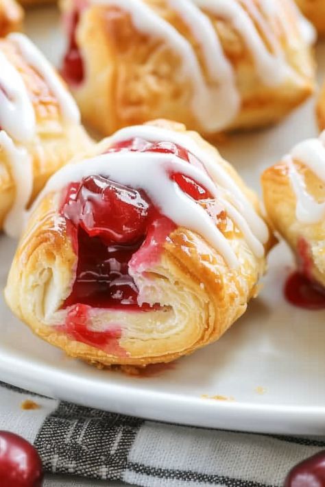 Cherry Pie Bites - An Organized Chaos Things To Do With Cherry Pie Filling, Cherry Pie Bites Crescent Rolls, Canned Cherry Pie Filling Recipes, Cherry Pie Bites, Simple Icing, Mini Cherry Pies, Fried Bread Recipe, Chocolate Rice Krispie Treats, Desserts Table