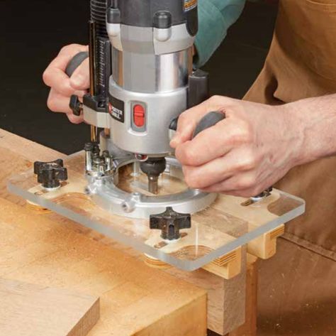 3 Must-Have Shop-Made Router Bases: The simplicity of a router allows it to adapt to all kinds of operations. By making some accessories, you can open up new options for using your router. Chris Fitch shares a few router bases that are made for mortising, trimming and planing boards. Mortising Machine, Woodsmith Plans, Adaptive Tools, Drill Press Table, Plunge Router, Using A Router, Router Jig, Wood Router, Router Woodworking