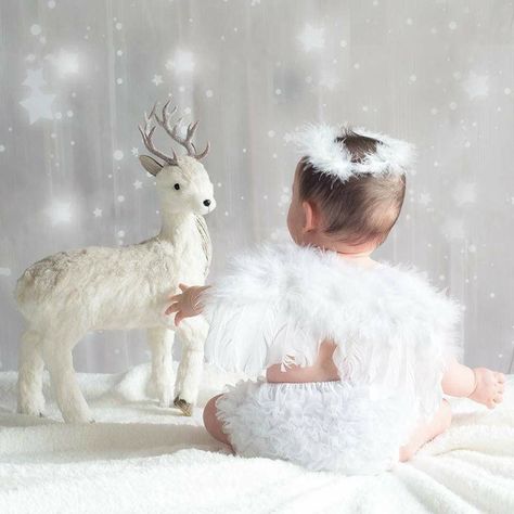 Angel Baby Birthday, Baby Birthday Photoshoot, Cute Christmas Decorations, Photography Christmas, Christmas Shoot, Baby Dedication, 1st Birthday Photos, Christmas Photography, Winter Pictures