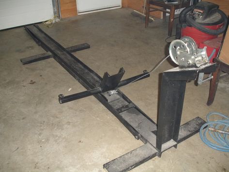 Diy Motorcycle Lift, Motorcycle Lift Table, Homemade Motorcycle, Motorcycle Lift, Bike Repair Stand, Bike Lift, Motorcycle Workshop, Diy Motorcycle, Lift Table