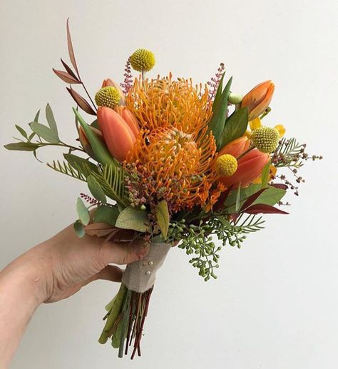 Small Bridal Bouquets, Protea Bouquet, Flower Boquet, Orange Bouquets, Protea Flower, Boquette Flowers, Theme Color, Wedding Bridal Bouquets, Arte Floral